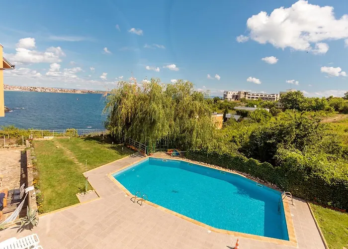 Apartment Sea Shell 1 *